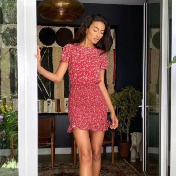 URBAN‎ OUTFITTERS Shirred Skirt Mini Dress in Red Rouge Motif - Picture 1 of 7